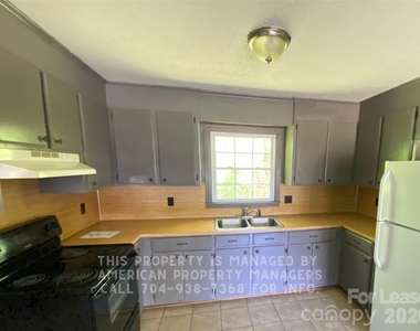 1507 Jamaica Road - Photo Thumbnail 3