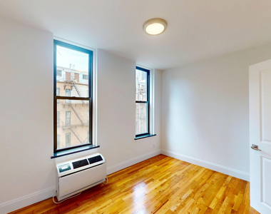 330 East 93rd Street - Photo Thumbnail 5