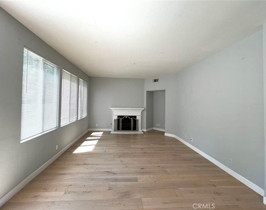 32 Bristlecone - Photo Thumbnail 5