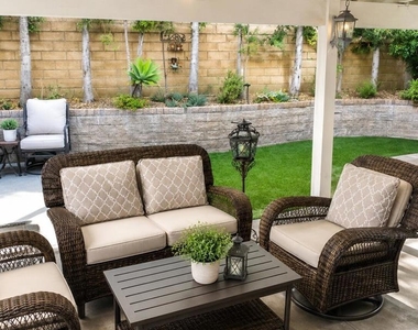 28328 Berylwood Place - Photo Thumbnail 13
