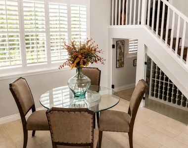 28328 Berylwood Place - Photo Thumbnail 6