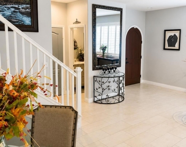 28328 Berylwood Place - Photo Thumbnail 5