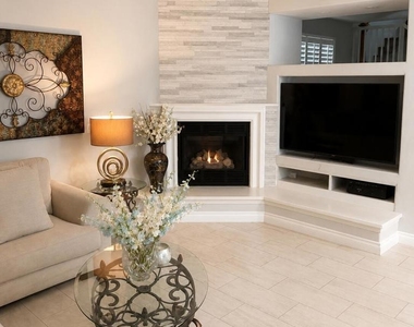 28328 Berylwood Place - Photo Thumbnail 2