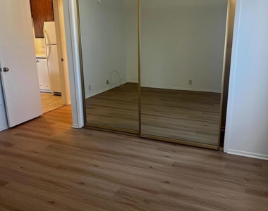 1132 E Meta Street - Photo Thumbnail 18