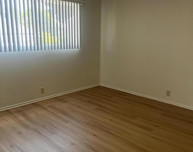 1132 E Meta Street - Photo Thumbnail 19