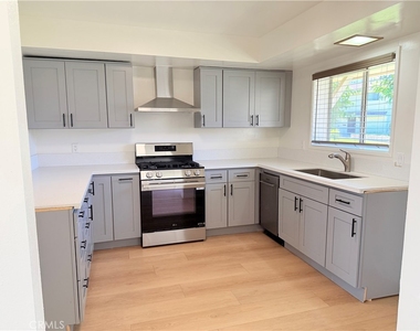 1620 Greenport - Photo Thumbnail 3