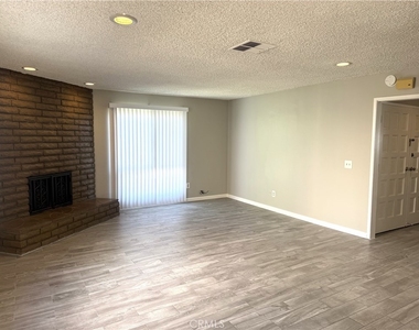 3901 Green Avenue - Photo Thumbnail 11