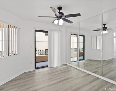 1052 Belmont Avenue - Photo Thumbnail 13