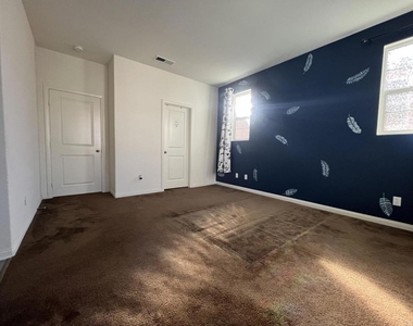 1707 Frangipani Avenue - Photo Thumbnail 22