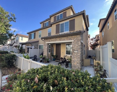 1707 Frangipani Avenue - Photo Thumbnail 1