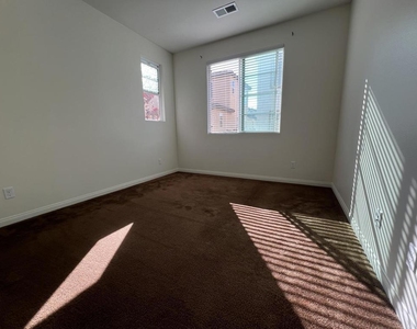 1707 Frangipani Avenue - Photo Thumbnail 19