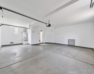 329 Tall Oak - Photo Thumbnail 7