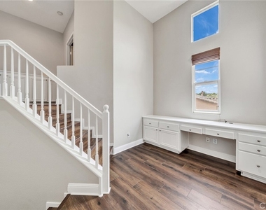 329 Tall Oak - Photo Thumbnail 16