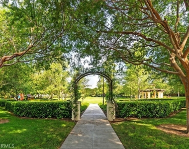 329 Tall Oak - Photo Thumbnail 45