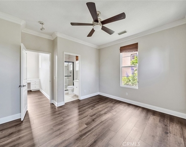 329 Tall Oak - Photo Thumbnail 19