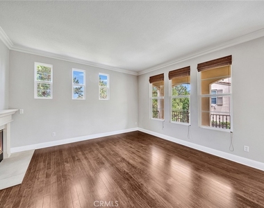 329 Tall Oak - Photo Thumbnail 8