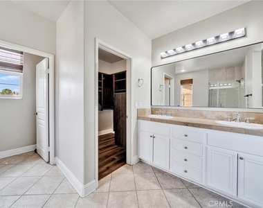 329 Tall Oak - Photo Thumbnail 26