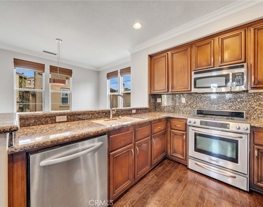 329 Tall Oak - Photo Thumbnail 15
