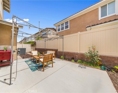16005 Blueberry Ave - Photo Thumbnail 34