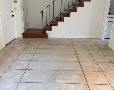 553 Balance Drive - Photo Thumbnail 6