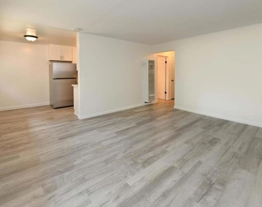 1720 Hearst - Photo Thumbnail 12
