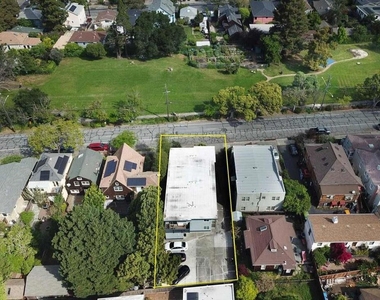 1720 Hearst - Photo Thumbnail 8