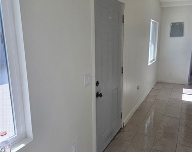 13475 Cuyamaca - Photo Thumbnail 3