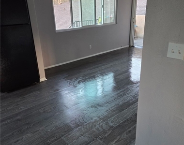 2665 Rosedale - Photo Thumbnail 1