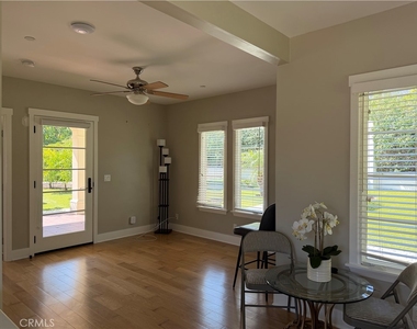 305 W Kenneth Road - Photo Thumbnail 10