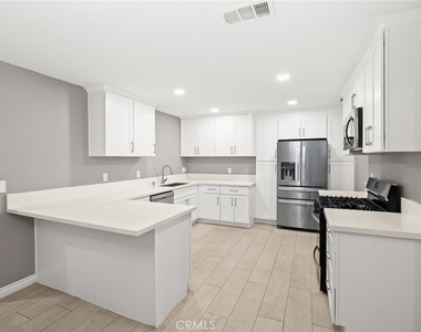 1641 Maywood Avenue - Photo Thumbnail 11