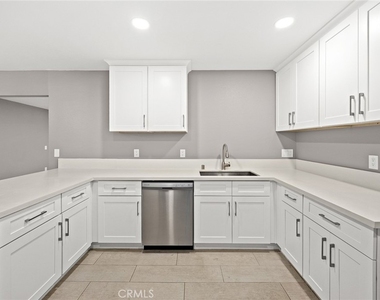 1641 Maywood Avenue - Photo Thumbnail 12