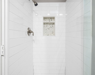 1641 Maywood Avenue - Photo Thumbnail 24