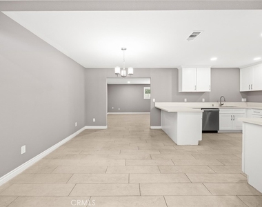 1641 Maywood Avenue - Photo Thumbnail 10