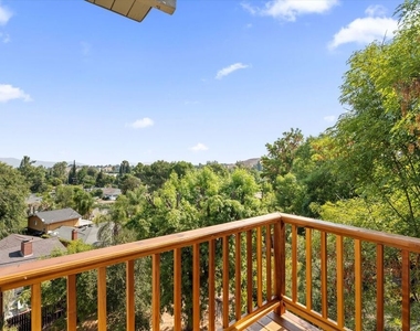 4950 Marmol Drive - Photo Thumbnail 7