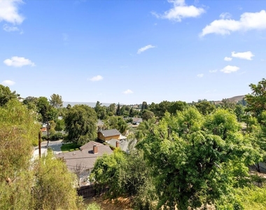 4950 Marmol Drive - Photo Thumbnail 6