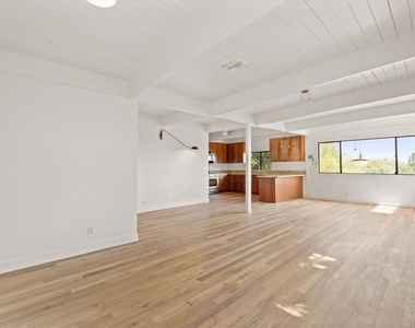 4950 Marmol Drive - Photo Thumbnail 8
