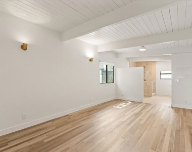 4950 Marmol Drive - Photo Thumbnail 20