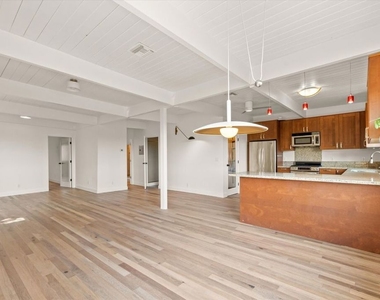 4950 Marmol Drive - Photo Thumbnail 12