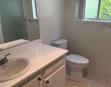 1138 11th Street - Photo Thumbnail 13