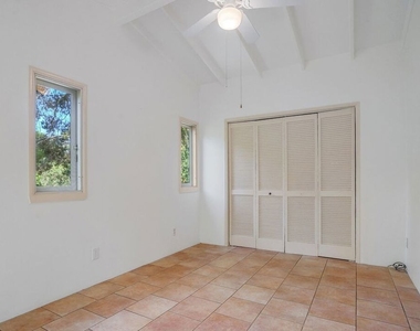 21652 Encina Road - Photo Thumbnail 13