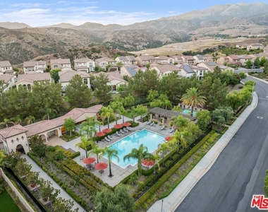 11925 N Ricasoli Way - Photo Thumbnail 48