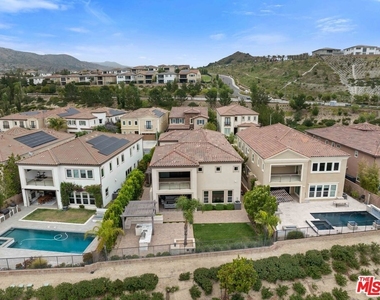 11925 N Ricasoli Way - Photo Thumbnail 45