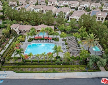 11925 N Ricasoli Way - Photo Thumbnail 47