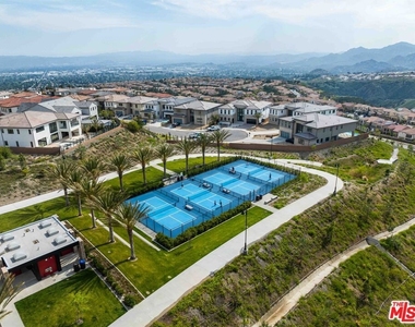 11925 N Ricasoli Way - Photo Thumbnail 56