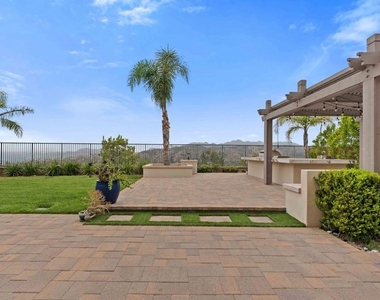 11925 N Ricasoli Way - Photo Thumbnail 36