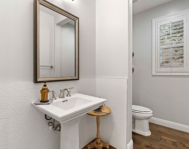 11925 N Ricasoli Way - Photo Thumbnail 8