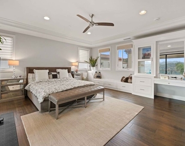 11925 N Ricasoli Way - Photo Thumbnail 23