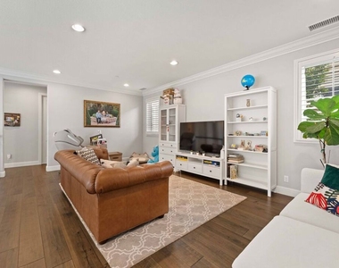 11925 N Ricasoli Way - Photo Thumbnail 29