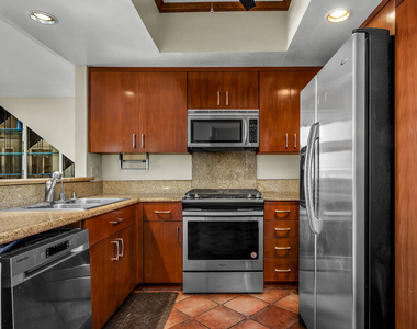 8180 Manitoba Street - Photo Thumbnail 13