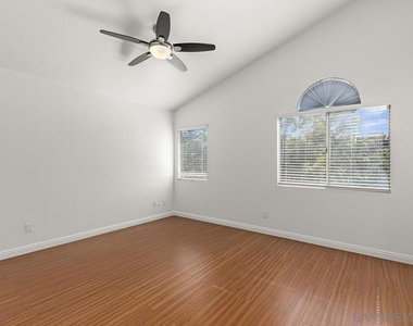 14624 Carmel Ridge Rd - Photo Thumbnail 22